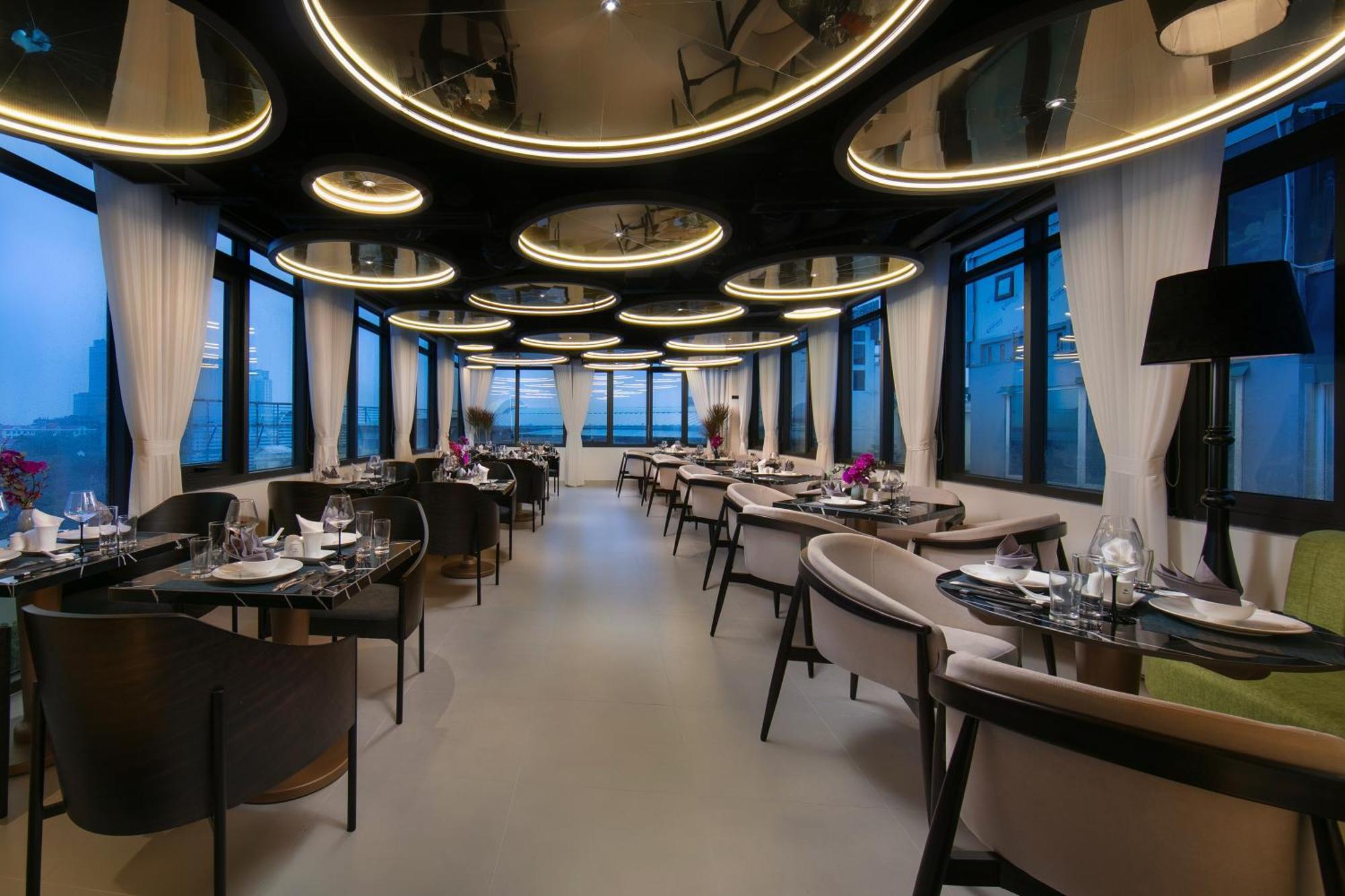 Le Premier Hotel & Rooftop Bar Hà Nội Ngoại thất bức ảnh
